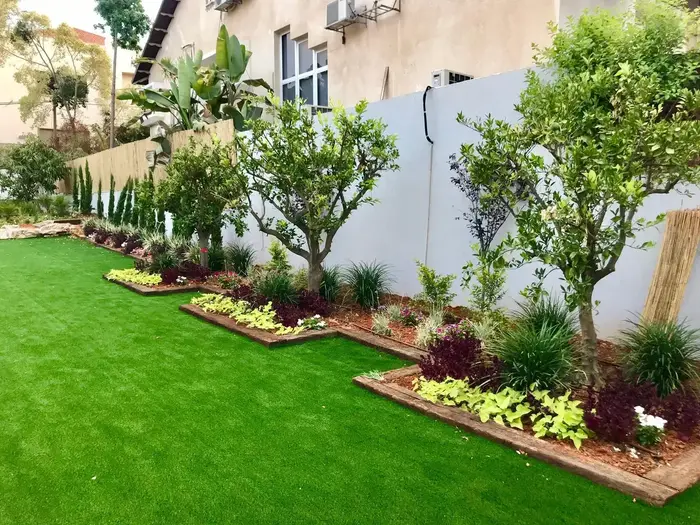 gal gardens (יח"צ) gal gardens (יח"צ)