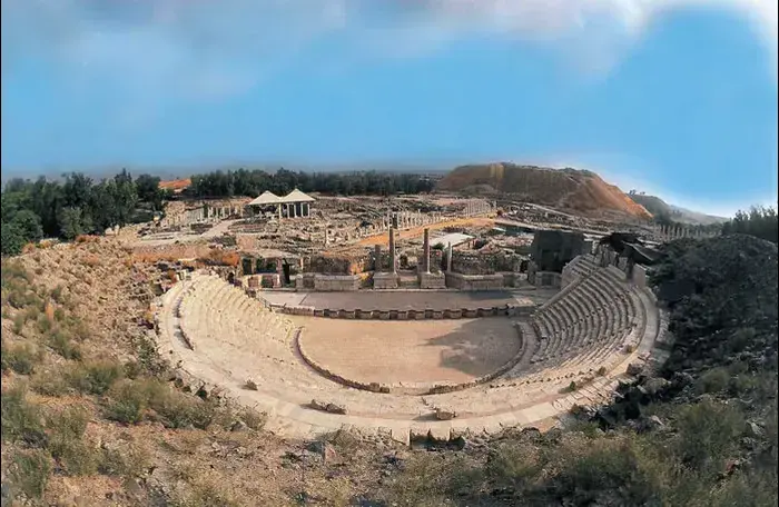 גן לאומי בית שאן (יח"צ) גן לאומי בית שאן (יח"צ)