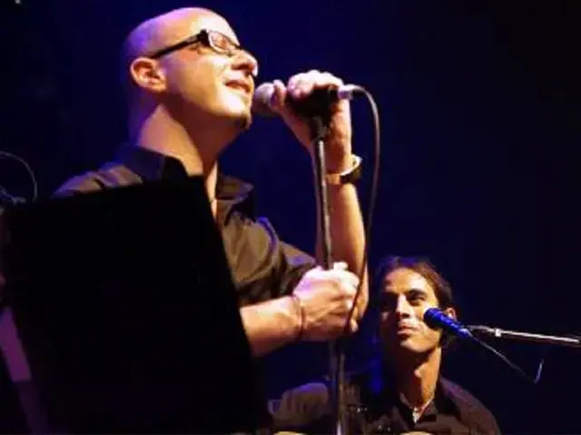 קובי אוז בהופעה בטורונטו (יח"צ , תמיר קויפמן) קובי אוז בהופעה בטורונטו (יח"צ , תמיר קויפמן)