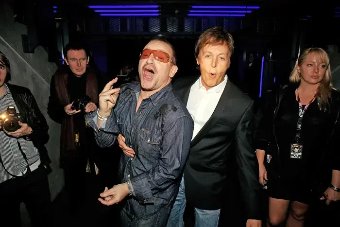 בונו עם פול מקרטני 2008 (GettyImages) בונו עם פול מקרטני 2008 (GettyImages)