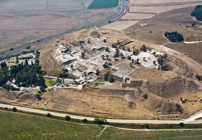 מגידו (דורון ניסים) מגידו (דורון ניסים)