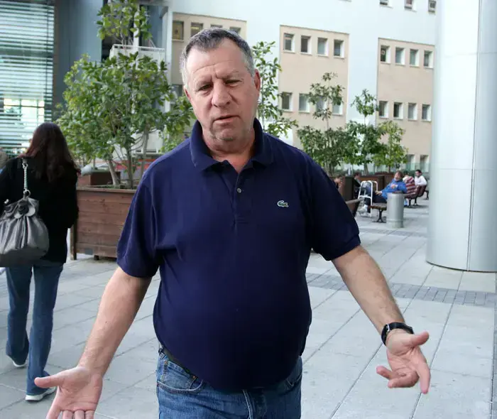 הכדורגלן לשעבר דני נוימן (קובי אליהו) הכדורגלן לשעבר דני נוימן (קובי אליהו)