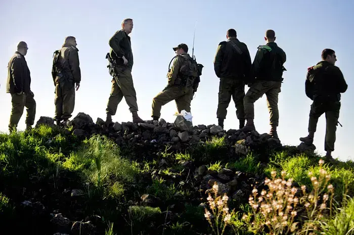 ביקור הרמטכ"ל בני גנץ בתרגיל גדוד "ברק" של חטיבת גולני (דובר צה"ל) ביקור הרמטכ"ל בני גנץ בתרגיל גדוד "ברק" של חטיבת גולני (דובר צה"ל)