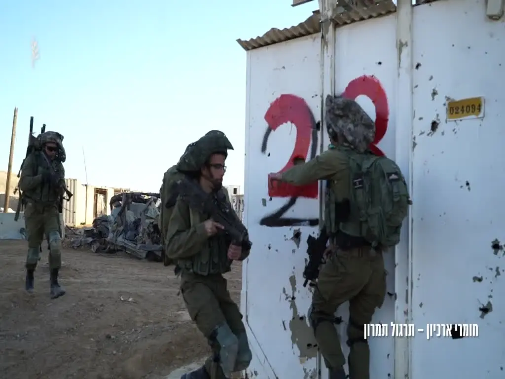 כוחות צהל בתמרון צבאי