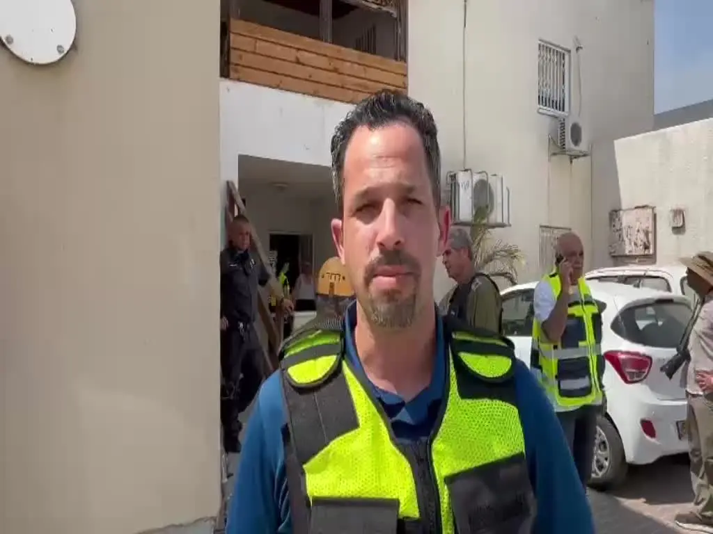פגיעה ישירה בבית בשדרות