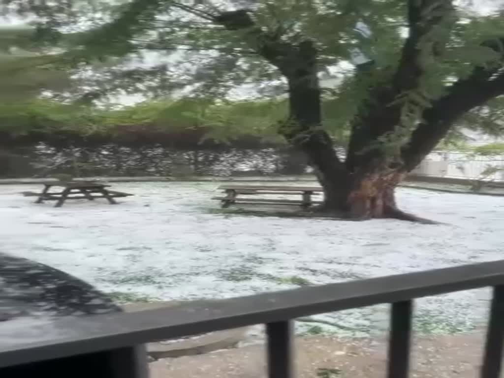 סופת ברד בכרמיאל