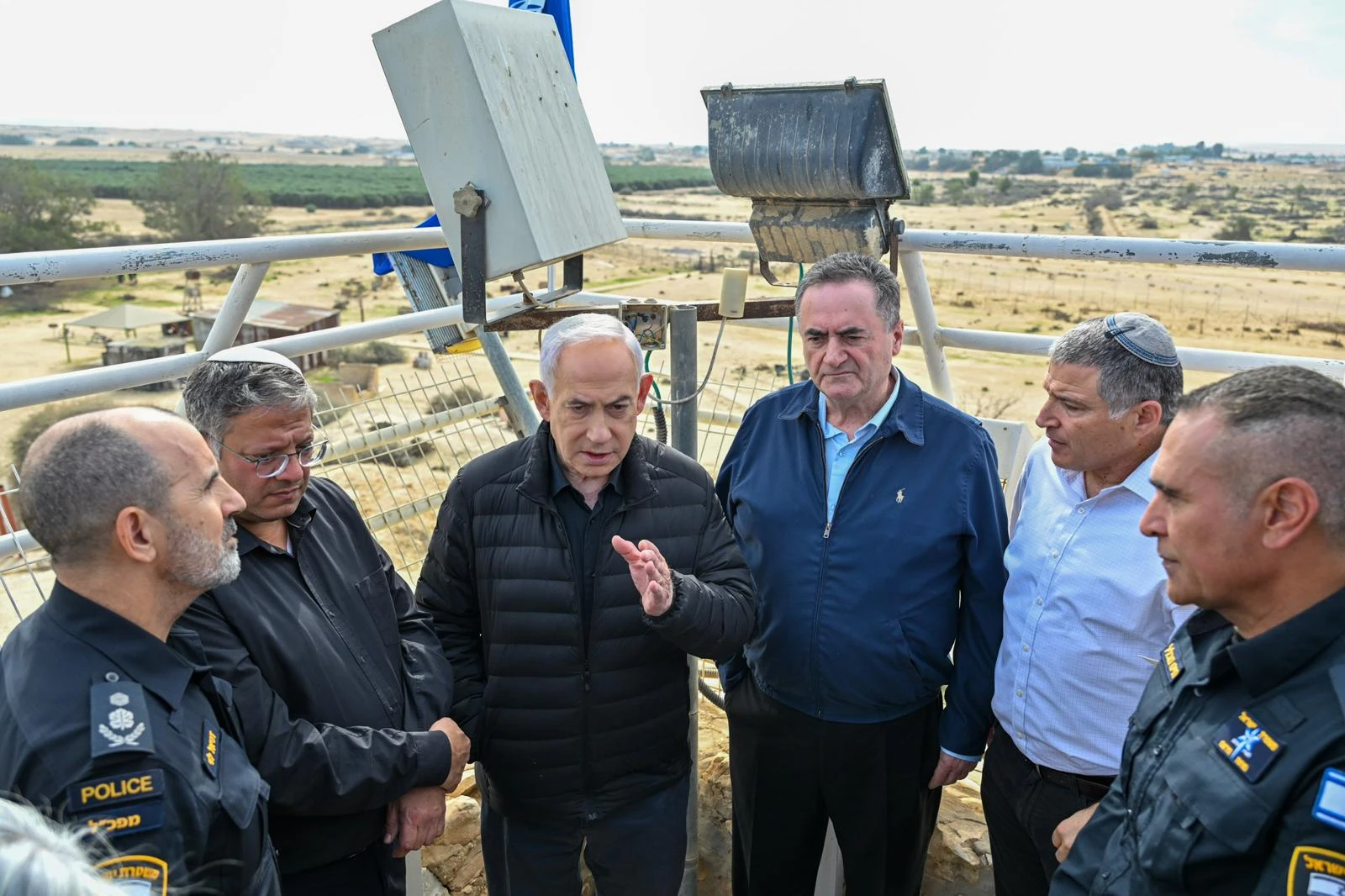 סיור נתניהו וכ"ץ בגבול המזרחי לבחינת התקדמות המכשול הביטחוני