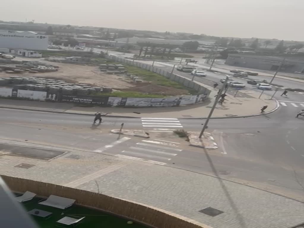 קטטה באופקים