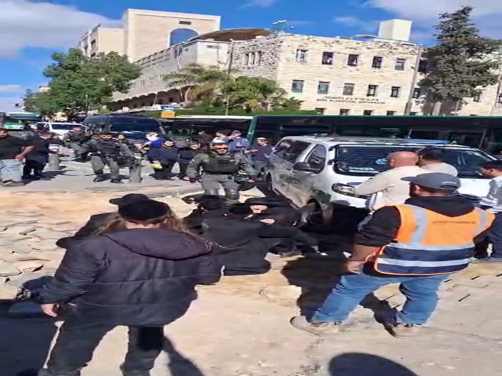 הפגנת חרדים נגד הרכבת הקלה