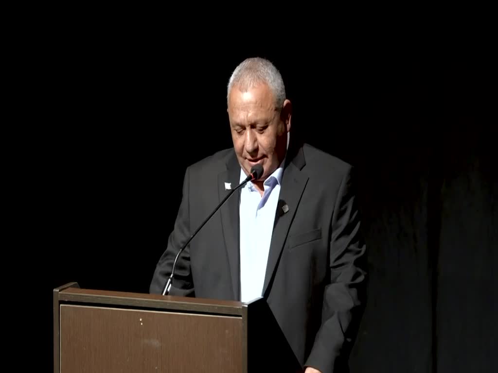 גדי איזנקוט מגיב לאיחוד בנט-לפיד