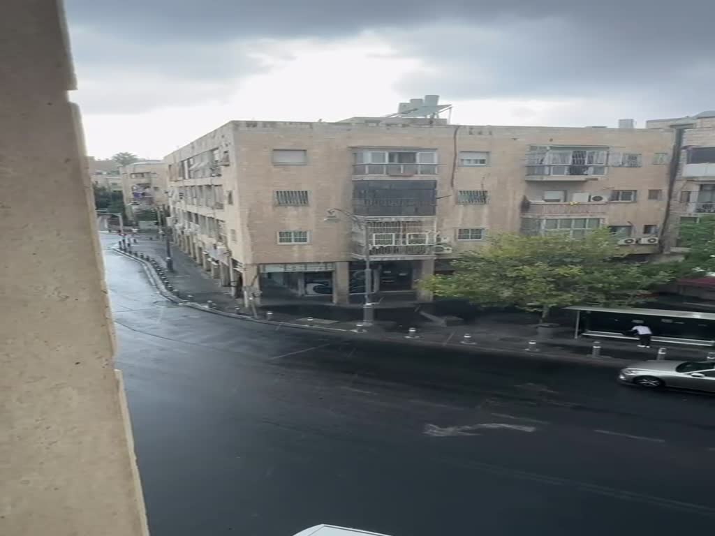גשם באמצע אוגוסט בירושלים