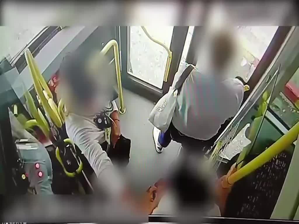 תקיפת הפקחית באוטובוס בנתניה 