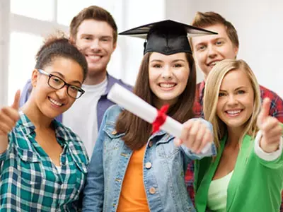 ירידה בהרשמה לאוניברסיטאות, עלייה במכללות