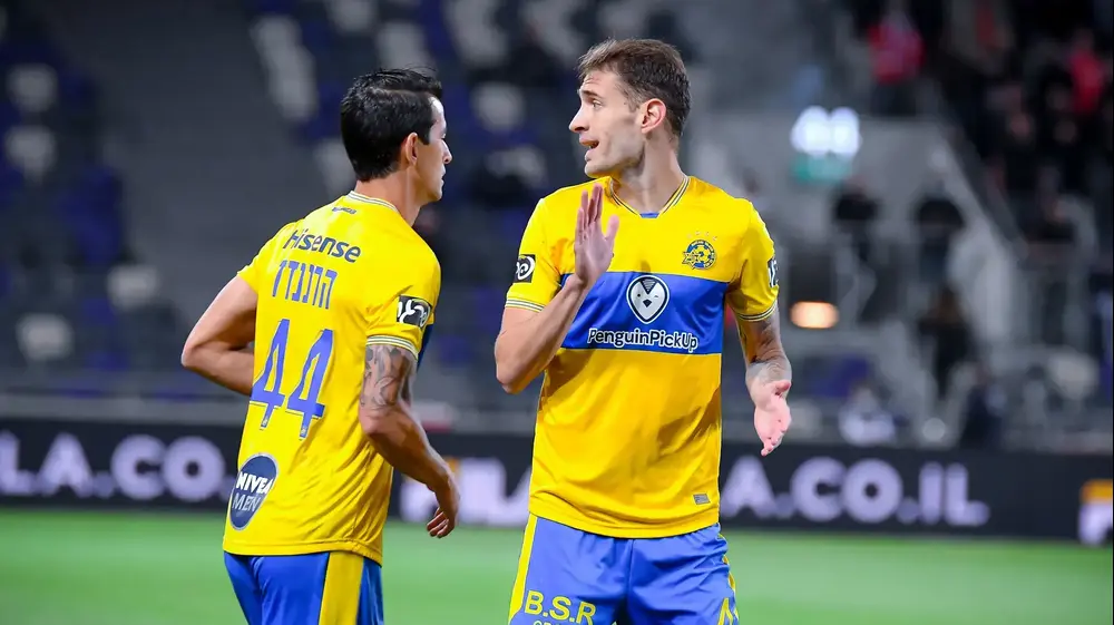 אנריק סבוריט, שחקן מכבי תל אביב. אריאל שלום