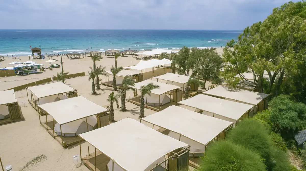קמפינג על מים: 9 מתחמים לישון בהם ליד נחל או מעיין - Vimarsana News