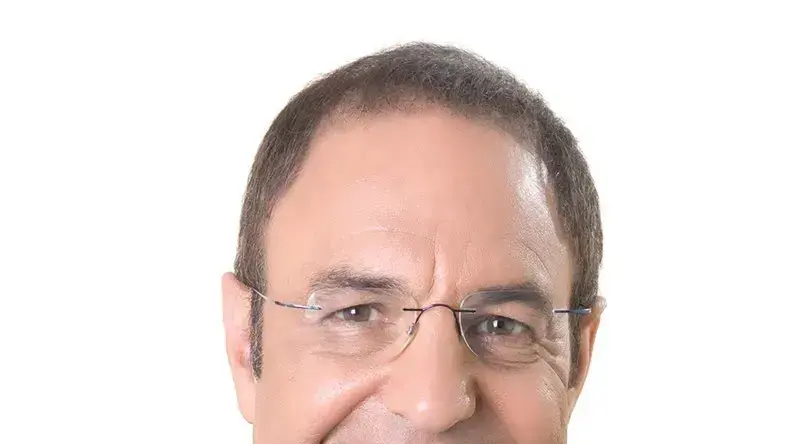 8magvp87udr Km