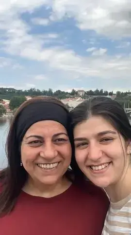 שתי אזרחיות ישראליות שנותק הקשר עימן בוינה מיום שישי ה 7/8/26, אם ובתה ,מלי וליאל יהלומי.
שתי אזרחיות ישראליות שנותק הקשר עימן בוינה מיום שישי ה 7/8/26, אם ובתה ,מלי וליאל יהלומי.