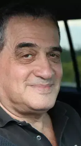 נחום מנבר ביציאה מכלא הדרים, אוקטובר 2011 נחום מנבר ביציאה מכלא הדרים, אוקטובר 2011