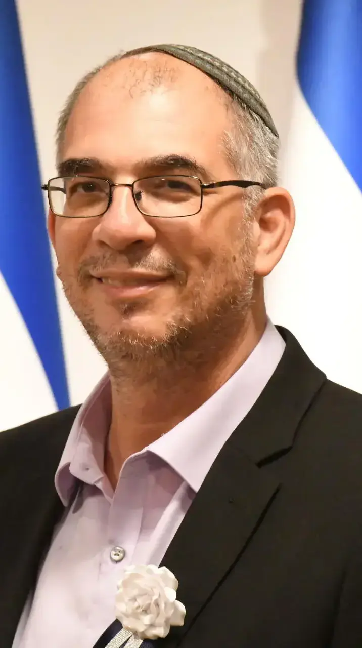 ניר אורבך ניר אורבך