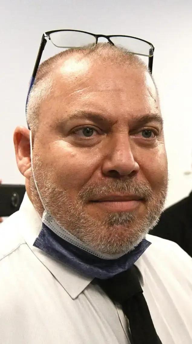 דיון בתביעת לשון הרע של קריים מיניסטר נגד יאיר נתניהו. השלום, ת"א 29 בנובמבר 2021 דיון בתביעת לשון הרע של קריים מיניסטר נגד יאיר נתניהו. השלום, ת"א 29 בנובמבר 2021