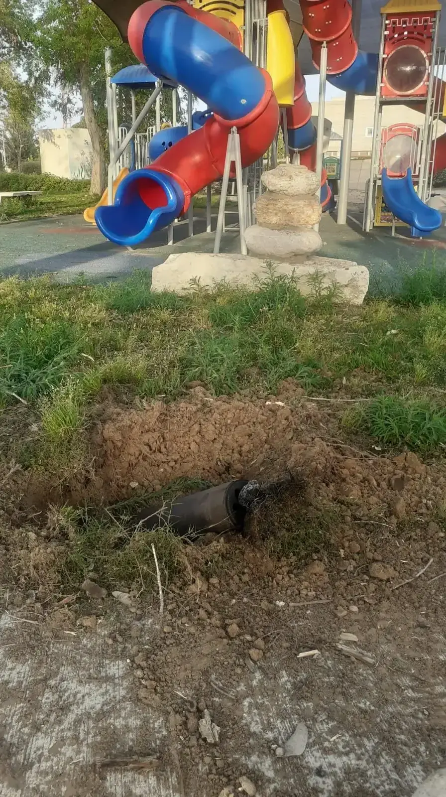 זירת נפילת הרקטה בכרם שלום זירת נפילת הרקטה בכרם שלום