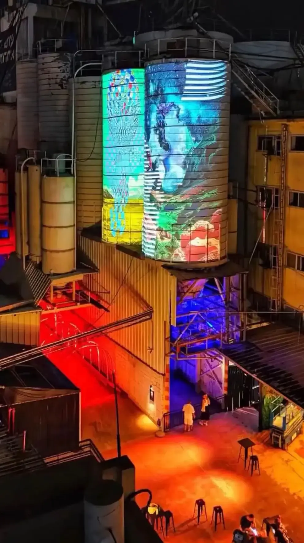 ביונד, תערוכת אמנות דיגיטלית, חדשנית וראשונה מסוגה