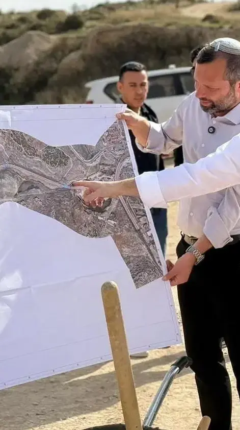 בצלאל סמוטריץ' בטקס חניכת העבודות בכביש 45 בבנימין בצלאל סמוטריץ' בטקס חניכת העבודות בכביש 45 בבנימין