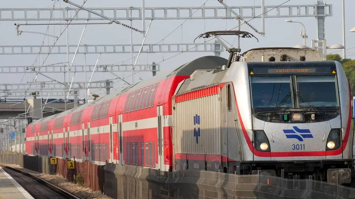 רכבת ישראל תחנוך את השירות לנוסעים בין הרצליה לירושלים יצחק נבון רכבת ישראל תחנוך את השירות לנוסעים בין הרצליה לירושלים יצחק נבון