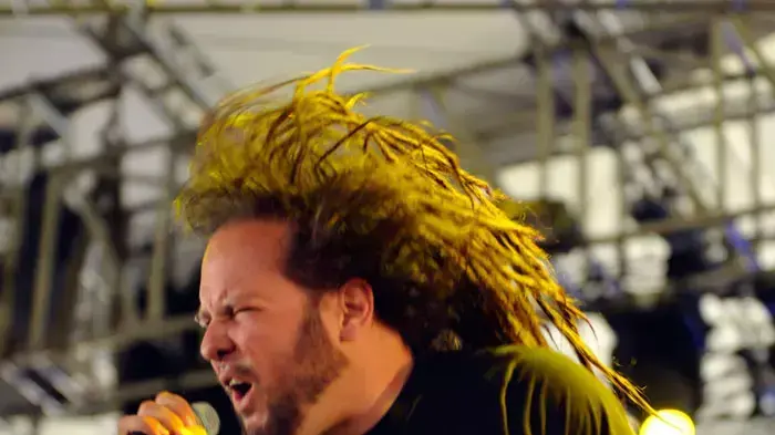 ג'ונתן דיוויס מלהקת Korn