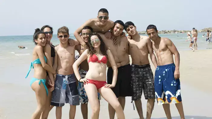 קיץ בחוף הים של תל אביב , אפריל 2011