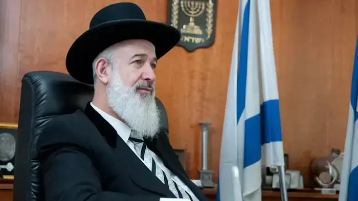הרב יונה מצגר, הרב הראשי האשכנזי בישראל ונשיא מועצת הרבנות הראשית, אפריל 2011 הרב יונה מצגר, הרב הראשי האשכנזי בישראל ונשיא מועצת הרבנות הראשית, אפריל 2011