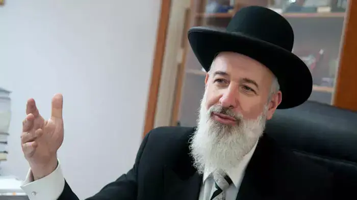 הרב יונה מצגר, הרב הראשי האשכנזי בישראל ונשיא מועצת הרבנות הראשית, אפריל 2011 הרב יונה מצגר, הרב הראשי האשכנזי בישראל ונשיא מועצת הרבנות הראשית, אפריל 2011