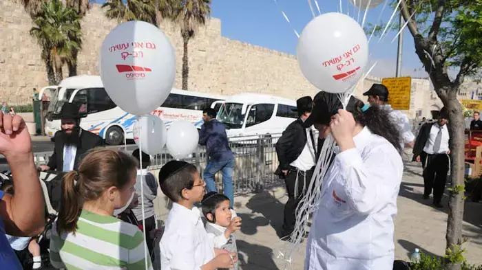 חול המועד בירושלים, תיירים ומטיילים בעיר העתיקה, אפריל 2011