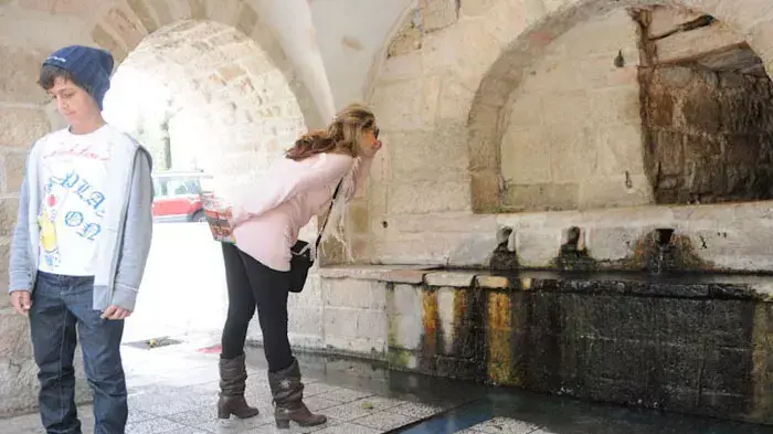 חול המועד בירושלים, תיירים ומטיילים בעין כרם, אפריל 2011