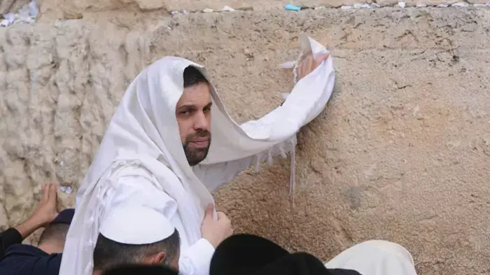 ברכת הכהנים בחול המועד פסח בכותל המערבי בירושלים, אפריל 2011