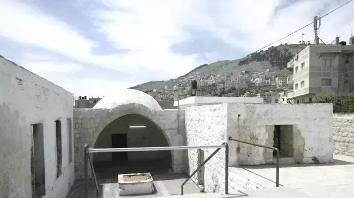 קבר יוסף בשכם, אפריל 2011