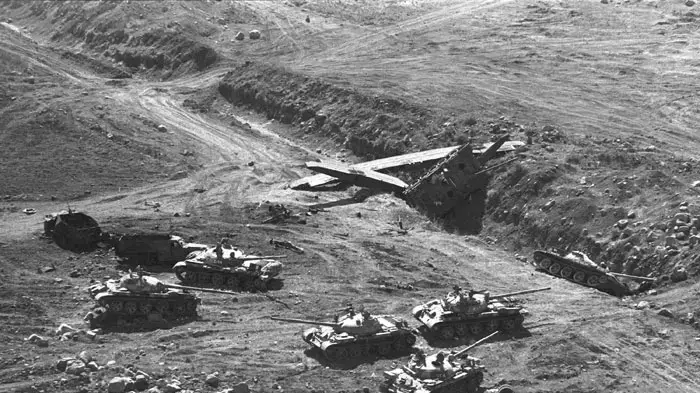 מלחמת יום כיפור, טנקים וציוד שהשאירו חיילים סורים שנטשו את השטח, רמת הגולן,אוקטובר 1973