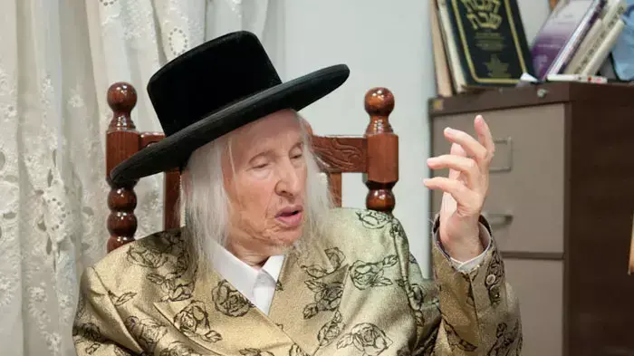 הרב מנחם מנדל טאוב, האדמו"ר מקאליב הרב מנחם מנדל טאוב, האדמו"ר מקאליב