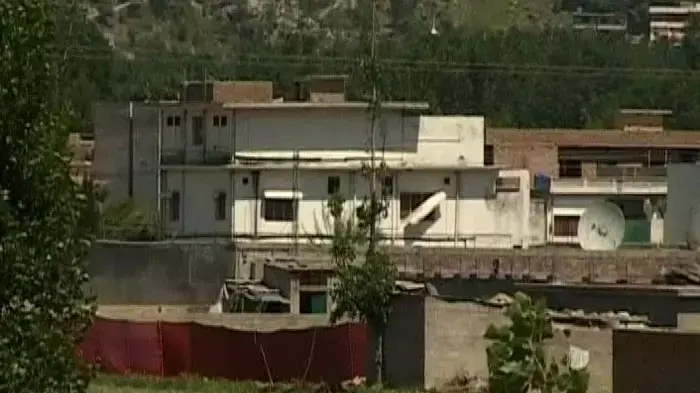מתחם באזור העיר אבוטאבד, פקיסטן, בו חוסל אוסמה בן לאדן, 2 במאי 2011 מתחם באזור העיר אבוטאבד, פקיסטן, בו חוסל אוסמה בן לאדן, 2 במאי 2011