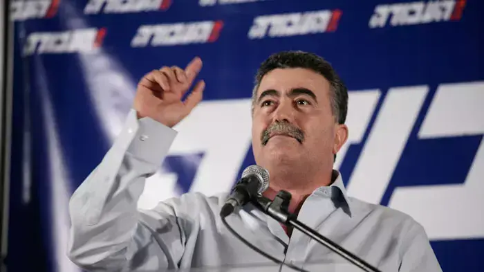 עמיר פרץ משיק את קמפיין הבחירות שלו לראשות מפלגת העבודה, מאי 2011