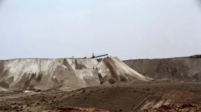 בסיס צבאי סמוך למעל רותם בנגב, מאי 2011 בסיס צבאי סמוך למעל רותם בנגב, מאי 2011