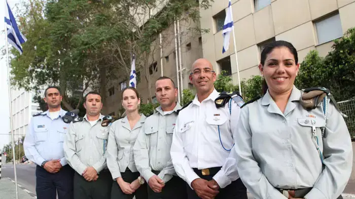 ליאת בן?אבו, שי קציר, גולן אוחנה, סיגל סטרמברג, דוד אפללו, דוד קשק ליאת בן?אבו, שי קציר, גולן אוחנה, סיגל סטרמברג, דוד אפללו, דוד קשק