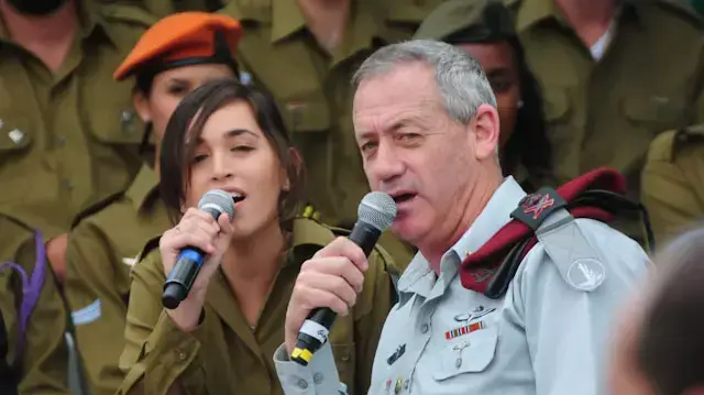 נאום פרס וגנץ + משי קלינשטיין וגנץ נאום פרס וגנץ + משי קלינשטיין וגנץ