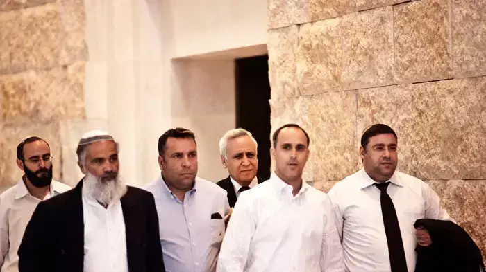 משה קצב, לשעבר נשיא המדינה, מגיע לבית המשפט העליון כדי לערער על עונשו, מאי 2011 משה קצב, לשעבר נשיא המדינה, מגיע לבית המשפט העליון כדי לערער על עונשו, מאי 2011