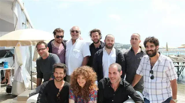 מתוך הקרנת הסרט "הנותנת" בפסטיבל קאן מתוך הקרנת הסרט "הנותנת" בפסטיבל קאן