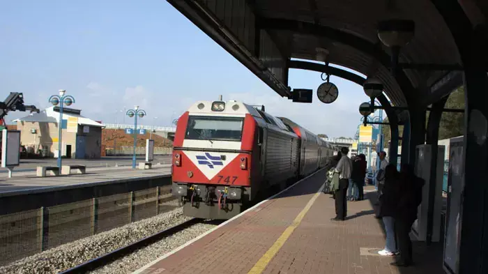 רכבת ישראל בתחנה
