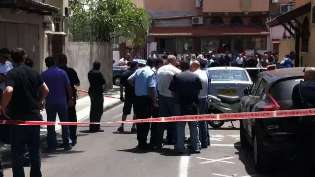 גבר בן 30 נורה למוות ברחוב שבטי ישראל יפו, מאי 2011 גבר בן 30 נורה למוות ברחוב שבטי ישראל יפו, מאי 2011
