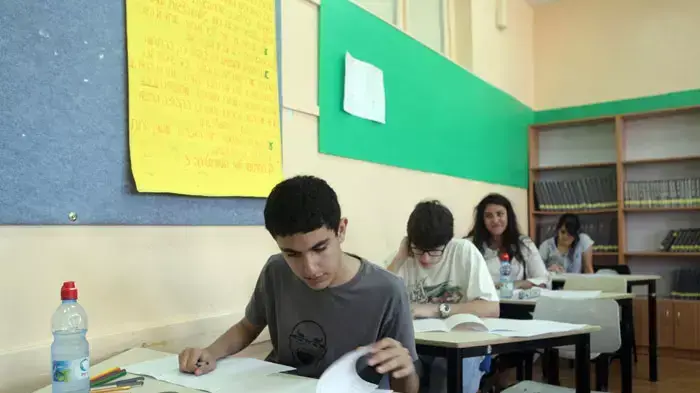 בחינת בגרות במתמטיקה, בית ספר תיכון חדש, תל אביב מאי 2011 בחינת בגרות במתמטיקה, בית ספר תיכון חדש, תל אביב מאי 2011