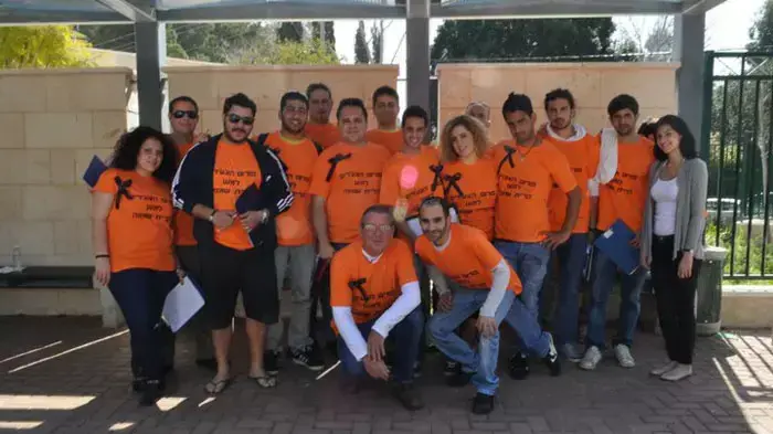 הפגנה על סגירת המתנסים בקרית שמונה, מאי 2011