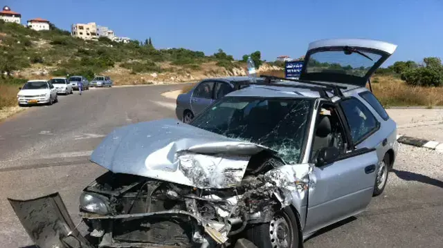 4 פצועים בתאונת דרכים ליד החתך אום קטף, מאי 2011